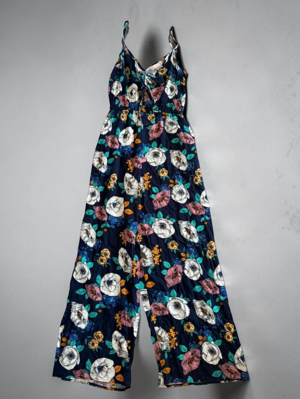 BAND OF GYPSIES Navy Floral Jumpsuit Size Medium